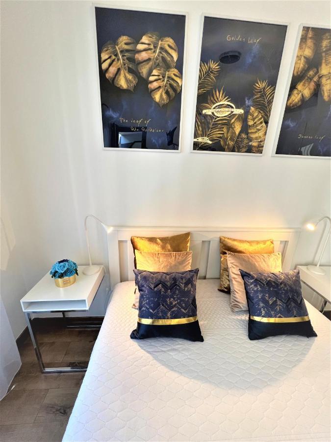 Luxe Central Studio With Pool, Parking & Ac Будапешт Екстер'єр фото
